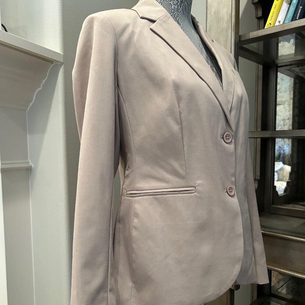 Larry Levine 2-button Waist length Jacket